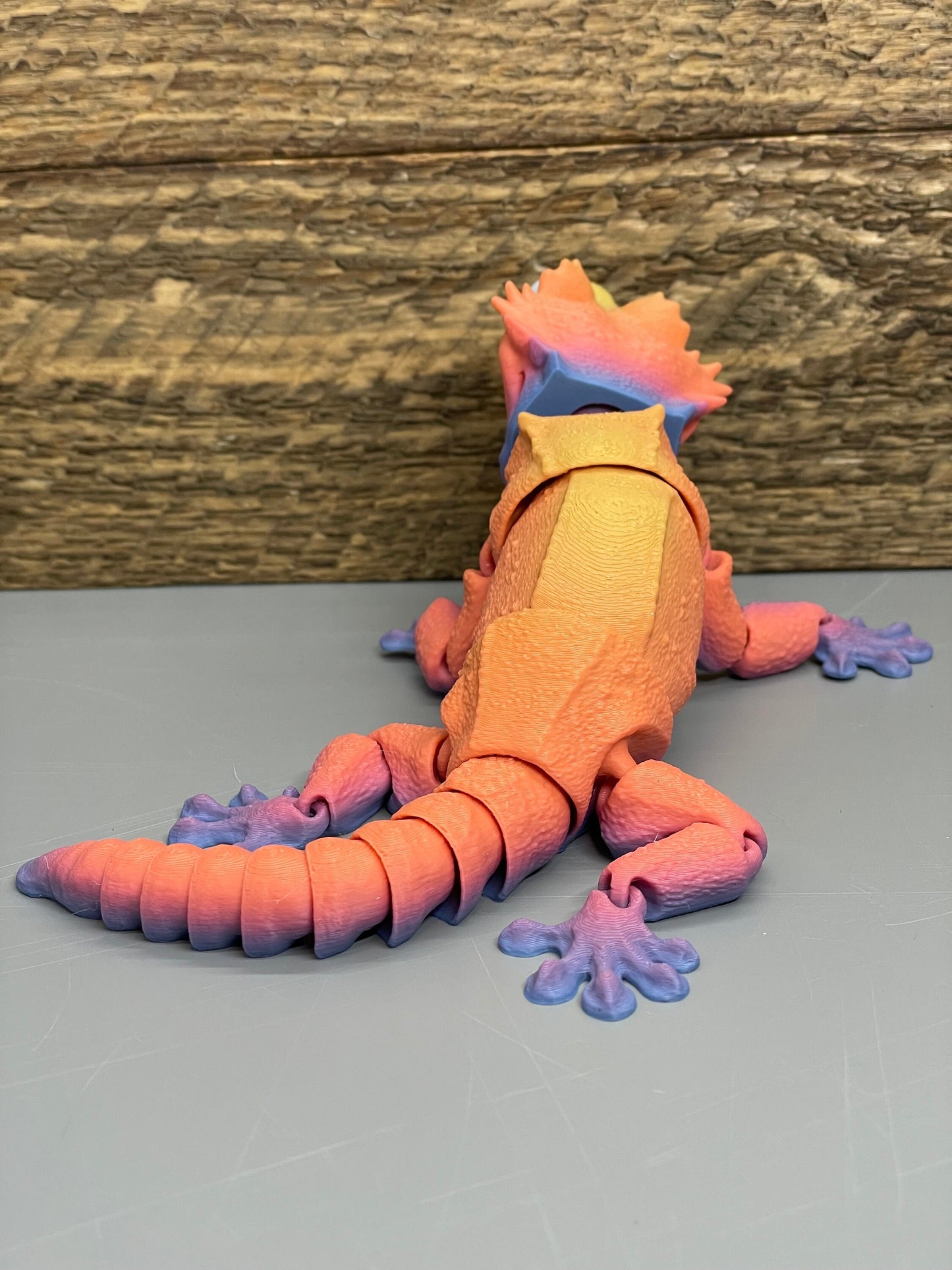 Articulated Crested Gecko! - 3D Printed. Premium Colors! Fun Desk Lizard!